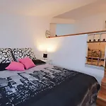 2 Bedroom Amazing In Apartamento Pula
