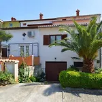 2 Bedroom Amazing In Apartamento *