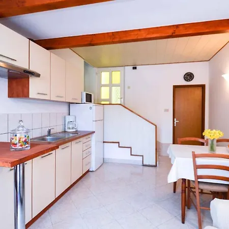 Lägenhet 2 Bedroom Amazing In