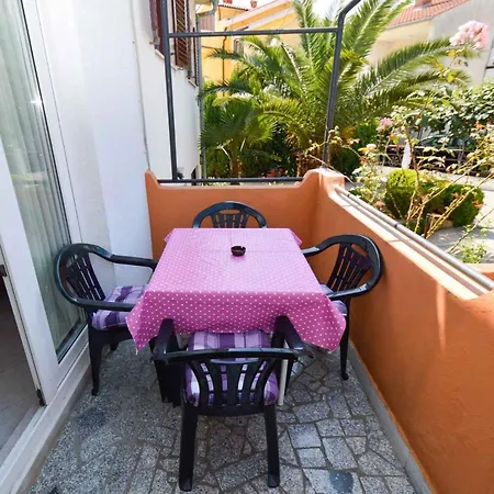 2 Bedroom Gorgeous In