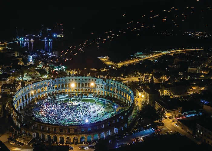 Apartman 2 Bedroom Amazing In *