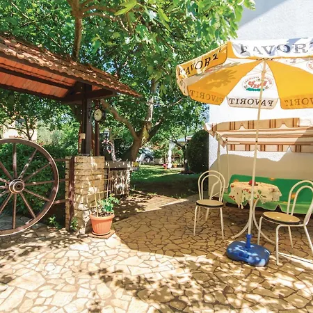 2 Bedroom Amazing In Pula