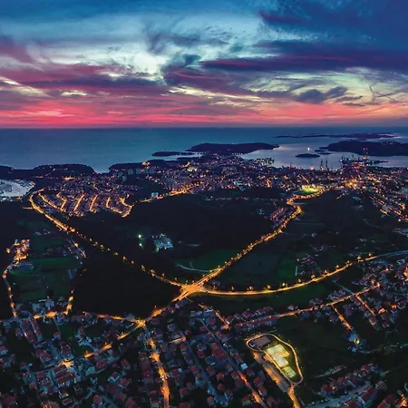 Lejlighed 2 Bedroom Amazing In