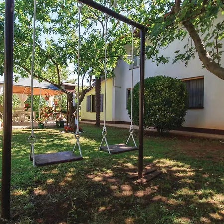Apartment 2 Bedroom Amazing In