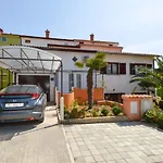 2 Bedroom Amazing In Póla
