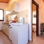 Apartman 2 Bedroom Amazing In Póla