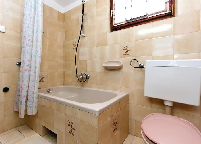 Lejlighed 2 Bedroom Amazing In *
