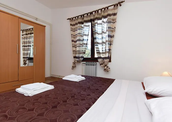 Lejlighed 2 Bedroom Amazing In Pula